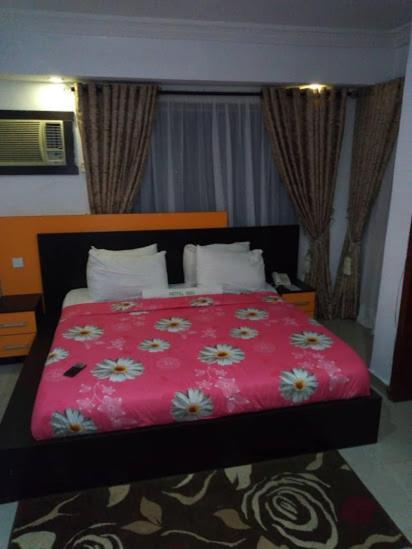 Alluring View Hotel - Toyin Sreet Ikeja Luaran gambar